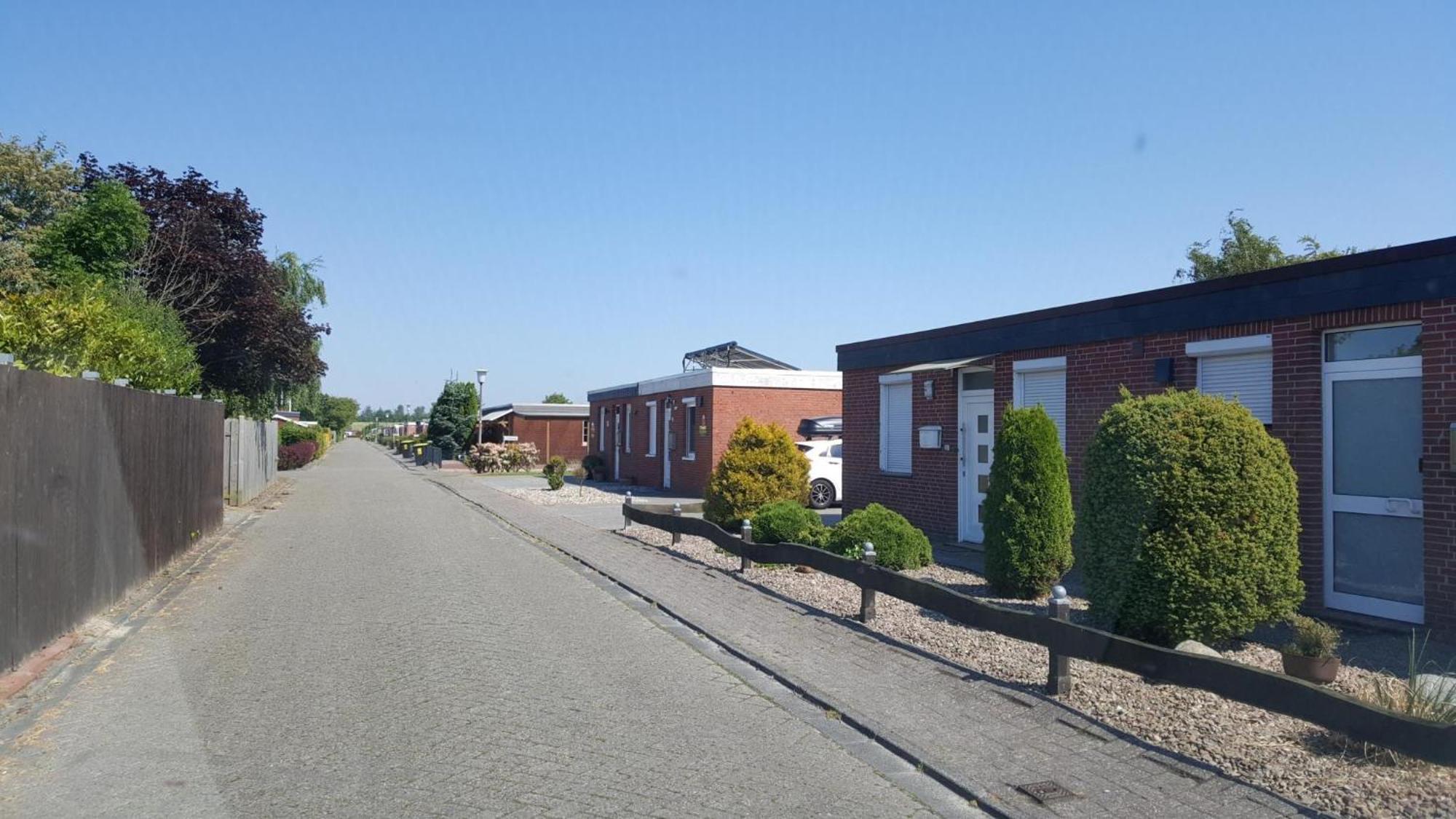 Ferienhaus-Steinpicker Dornumersiel Buitenkant foto